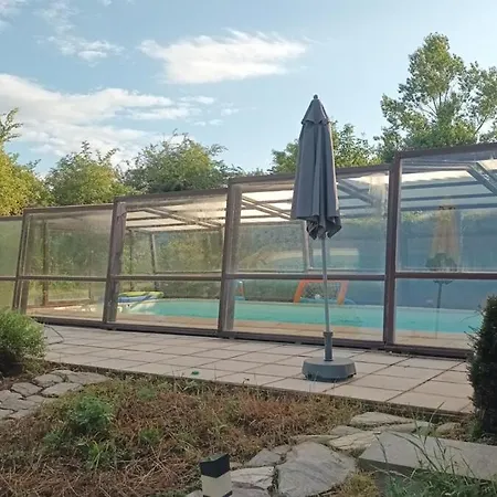 2 Avec Piscine Et Climatisation * Saussenac